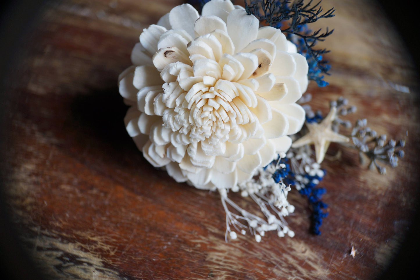 Ocean Song Sola Flower Boutonniere