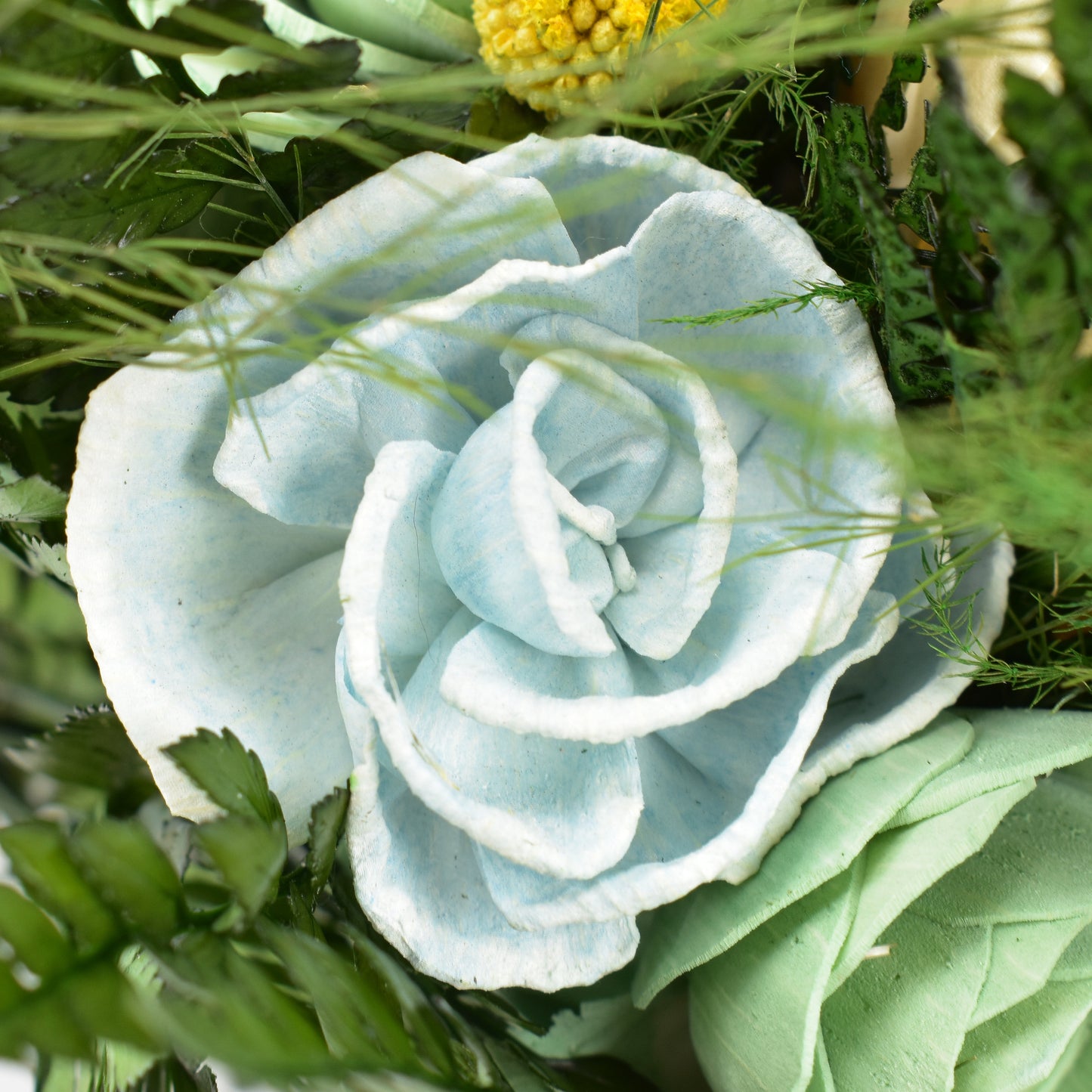 Maui Breeze Wood Flower Bouquet