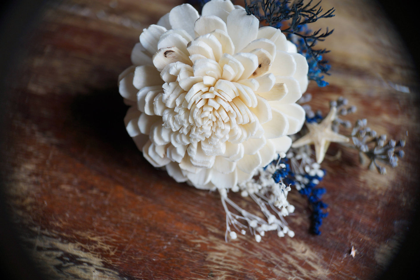Ocean Song Sola Flower Boutonniere