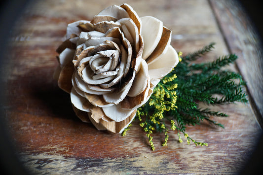 Enchanted Forest Sola Flower Boutonniere