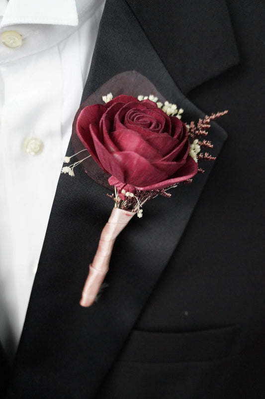 Victorian Sola Flower Boutonniere