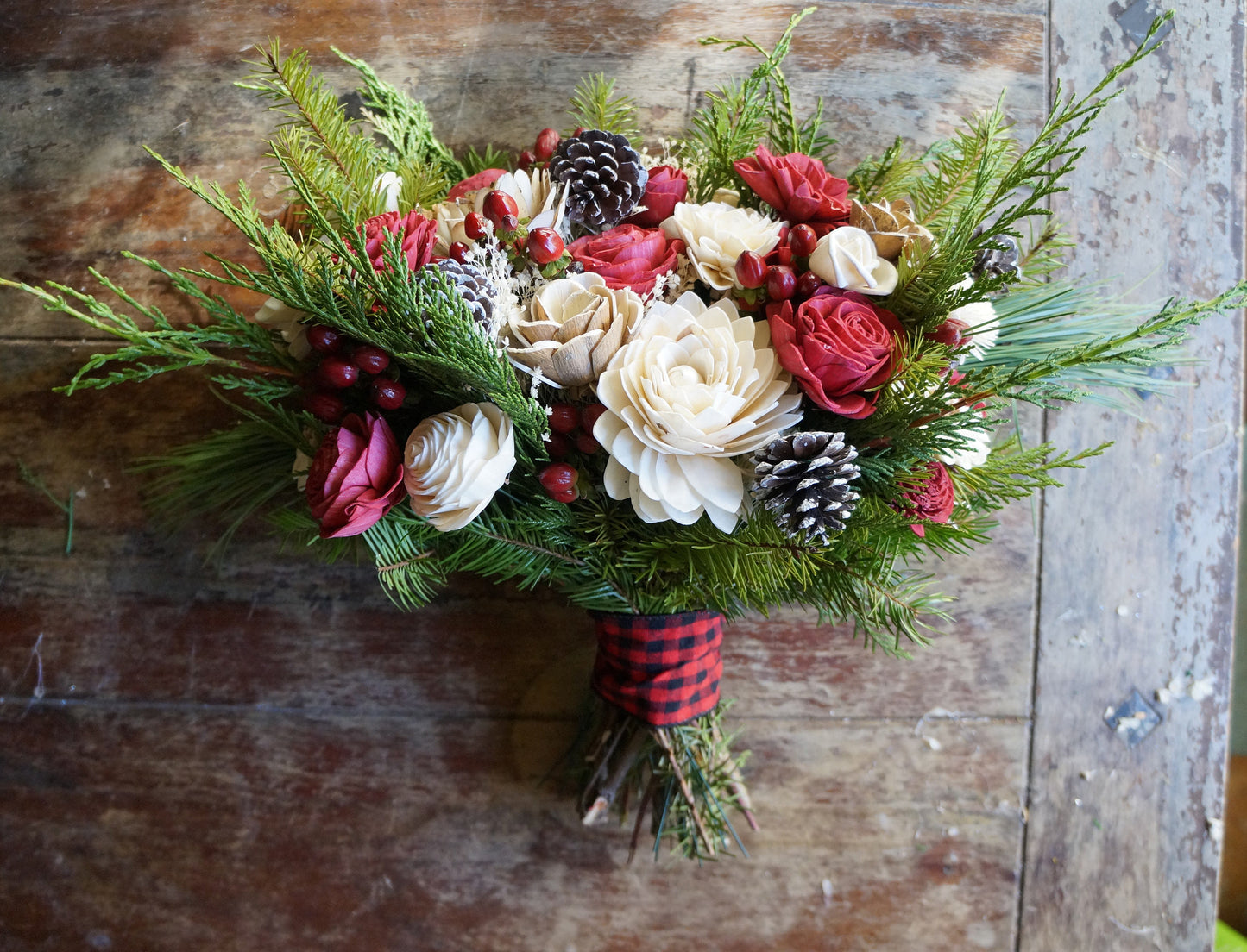 Winter Cottage Christmas Wood Flower Bouquet