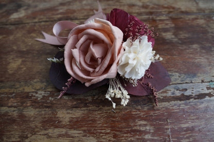 Victorian Sola Flower Corsage