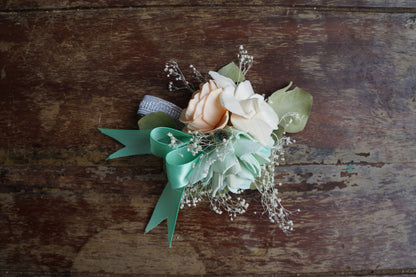 Mint Sorbet Sola Flower Corsage