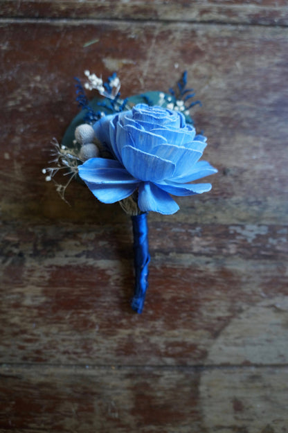 Starry Night Sola Flower Boutonniere