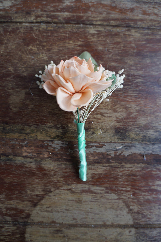 Mint Sorbet Sola Flower Boutonniere
