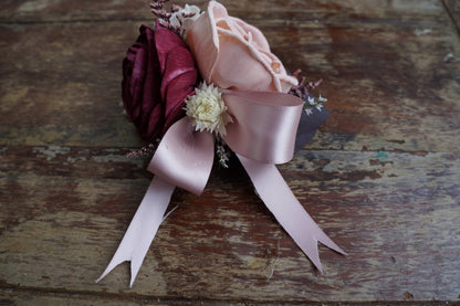 Victorian Sola Flower Corsage