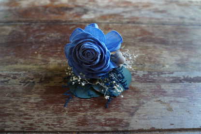 Starry Night Sola Flower Boutonniere