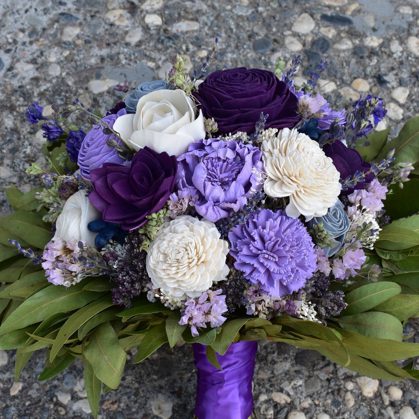 Petite Amour Wood Flower Bouquet
