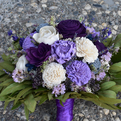 Petite Amour Wood Flower Bouquet