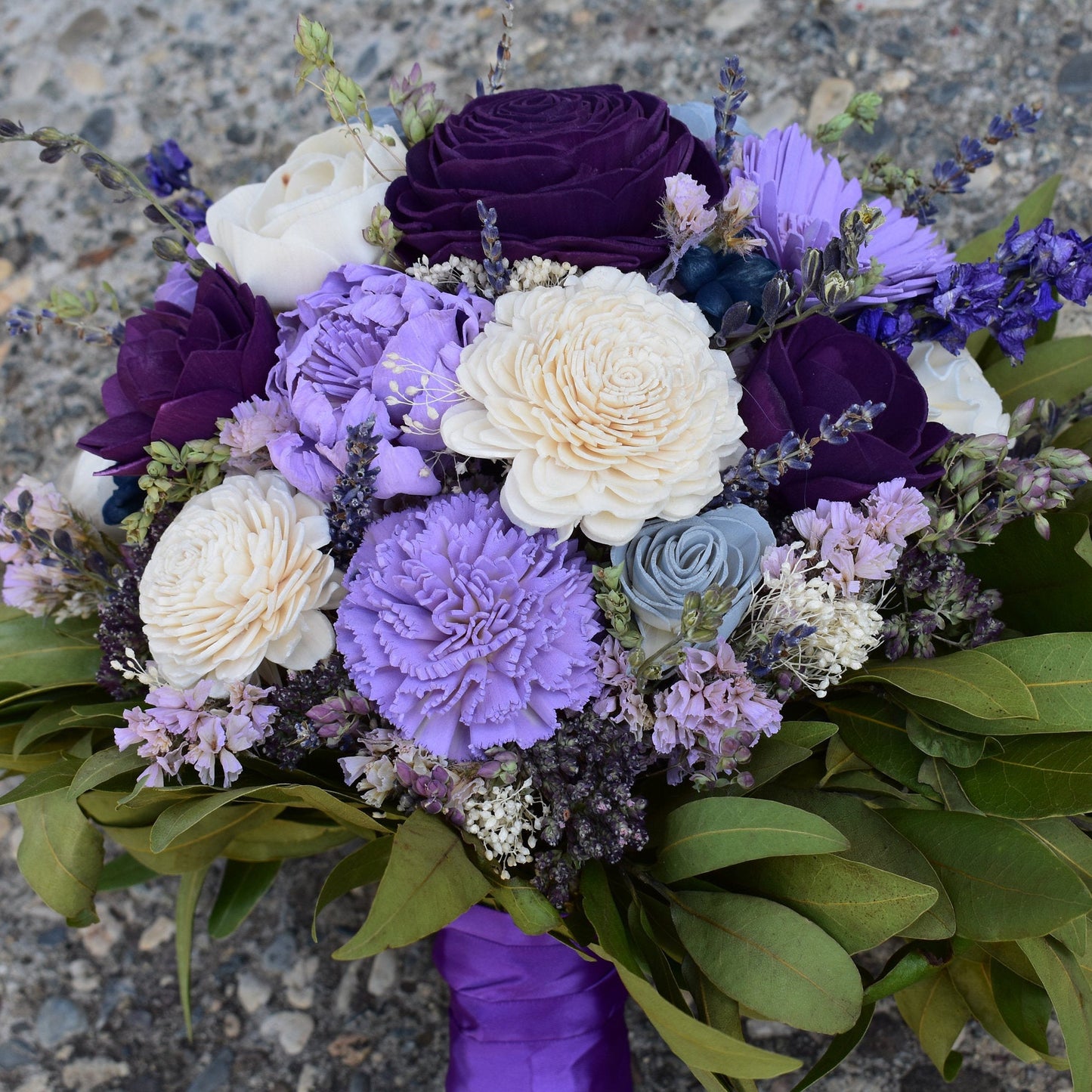 Petite Amour Wood Flower Bouquet